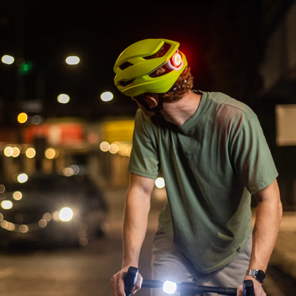 Lumos Ultra Fly | The Lumos Ultra Fly is the perfect balance between smart lighting and performance, coming in at under 250g for when you’re going on your weekend rides and only 280g with a Firefly attached for when you need to be seen on the road